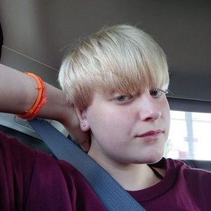 Meet your Posher, Eliana